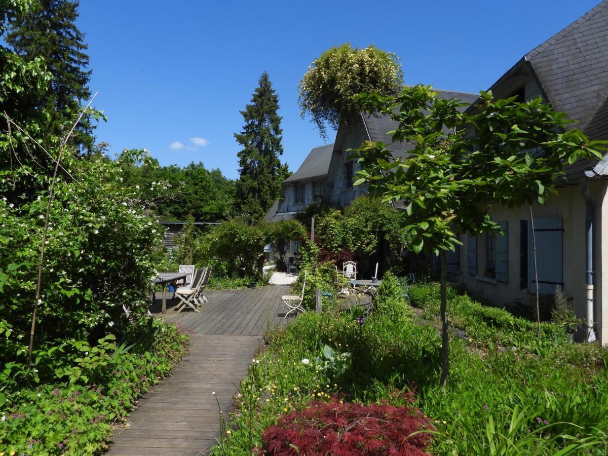 Le Jardin De Saint Jean Bed & Breakfast Екстериор снимка