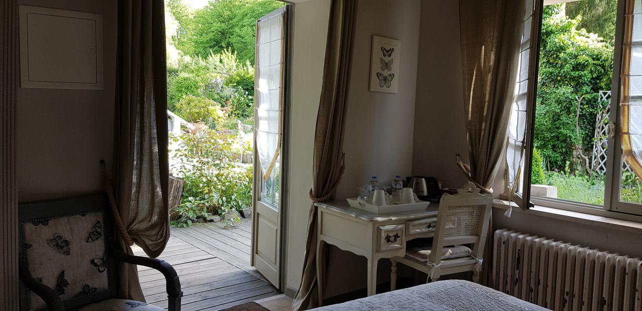 Le Jardin De Saint Jean Bed & Breakfast Екстериор снимка